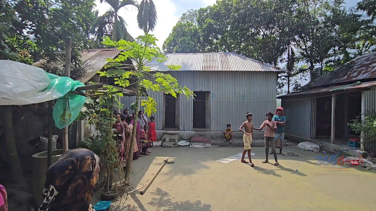 মির্জাপুরে ঘর থেকে মা ও ৪ বছরের মেয়ের লাশ উদ্ধার